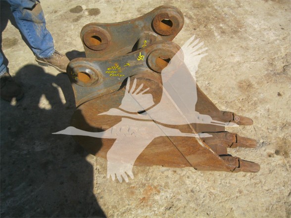 LEMAC-12-BKT-IM2993-2 LEMAC-12-BKT-IM2993-2