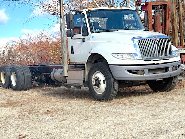 2015 INTERNATIONAL CAB AND CHASSIS