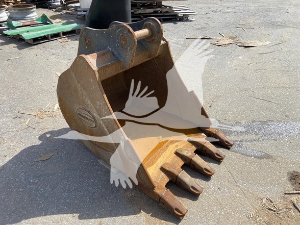 STRICKLAND-36-DIGGING-BKT-IM3751-2 STRICKLAND-36-DIGGING-BKT-IM3751-2