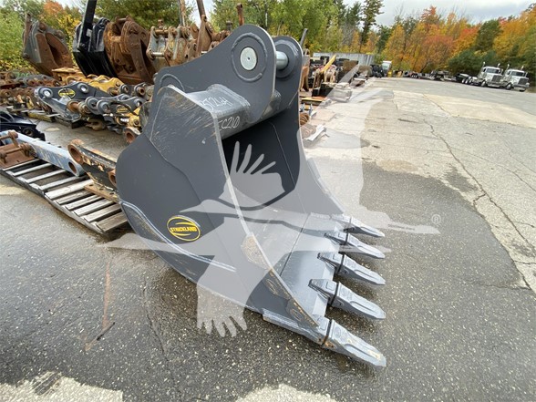 STRICKLAND-42-HD-BKT-IM4536-3 STRICKLAND-42-HD-BKT-IM4536-3