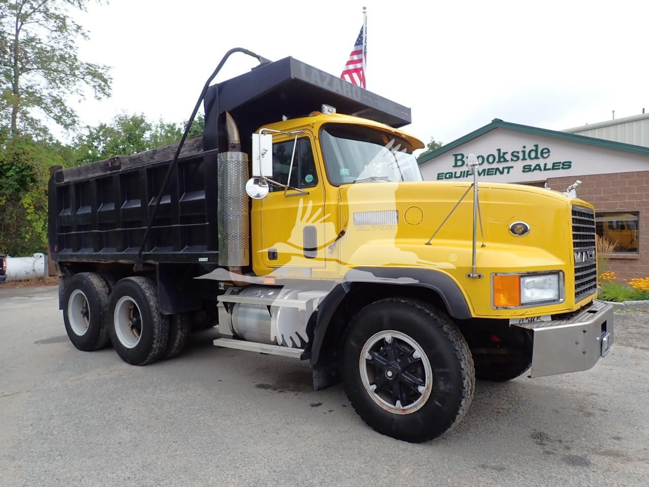 1998 MACK CL713 TK895 1998 MACK CL713 TK895