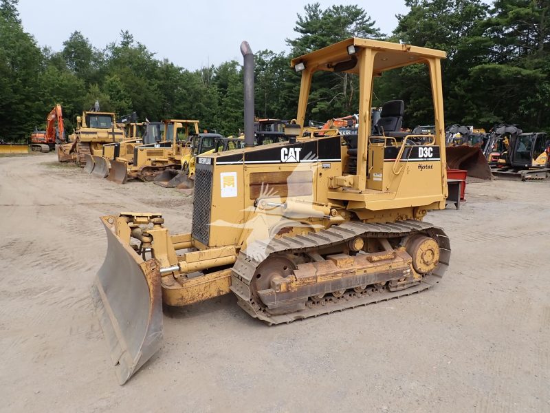 1999 CATERPILLAR D3C III DZ66