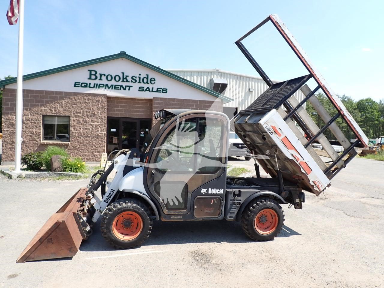 2002-BOBCAT-TOOLCAT-5600-M160-1 2002-BOBCAT-TOOLCAT-5600-M160-1