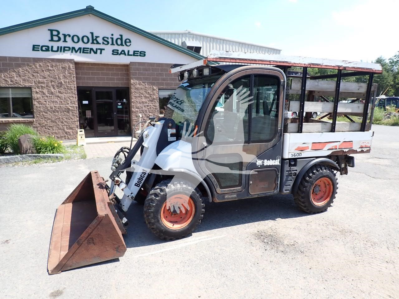 2002-BOBCAT-TOOLCAT-5600-M160-2 2002-BOBCAT-TOOLCAT-5600-M160-2