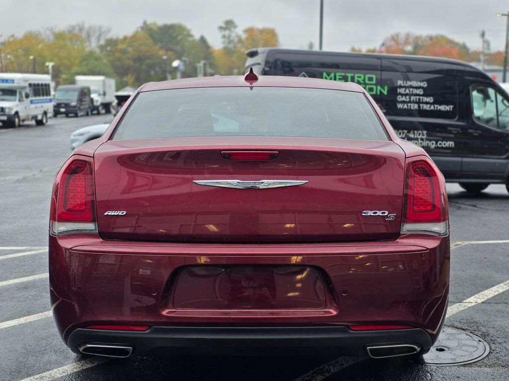 2018-Chrysler-300-stkFM9022A-4 2018-Chrysler-300-stkFM9022A-4