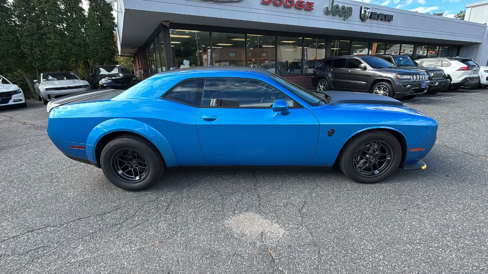 2023-Dodge-Challenger-230515-5 2023-Dodge-Challenger-230515-5