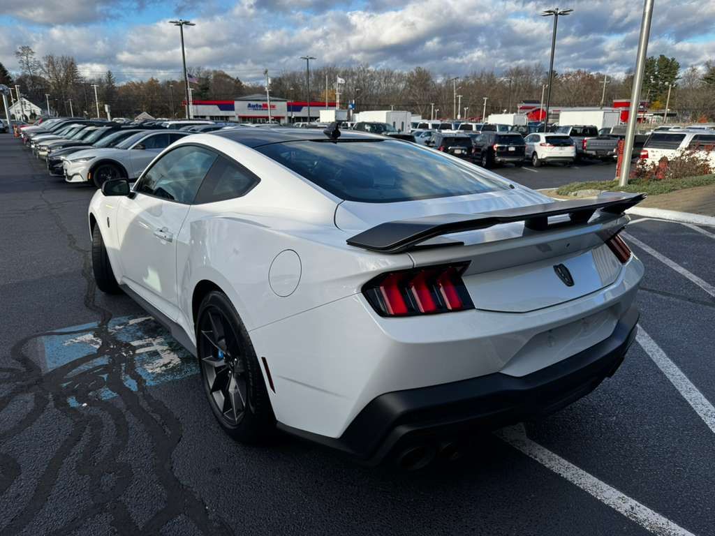 2024-Ford-Mustang-stkFD3052-5 2024-Ford-Mustang-stkFD3052-5