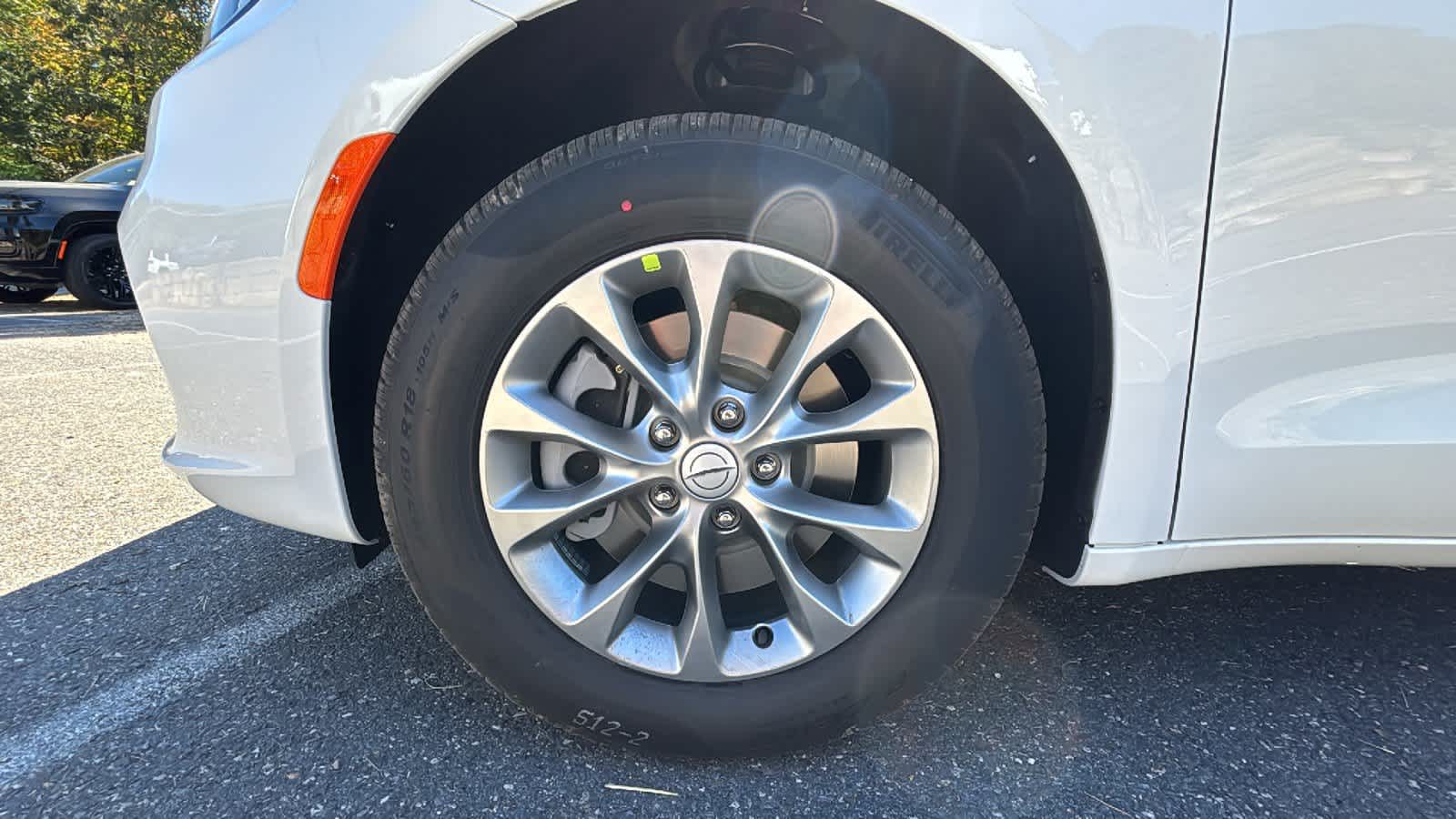 2026-Chrysler-Pacifica-260022-8 2026-Chrysler-Pacifica-260022-8