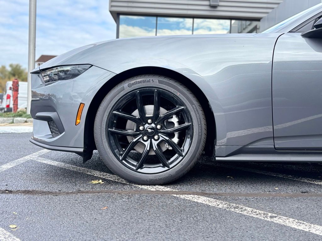 2026-Ford-Mustang-stkFM9714-2 2026-Ford-Mustang-stkFM9714-2