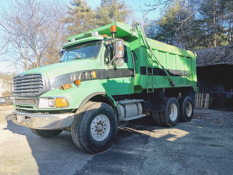 2002 STERLING LT9500 10-WHEEL DUMP