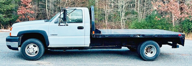 2006 CHEVROLET 3500 RWD W/NEW 12’ CM FLATBED