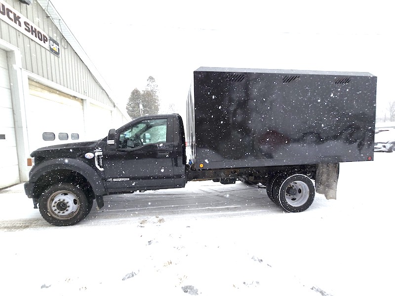 2022 FORD F450 CHIPPER
