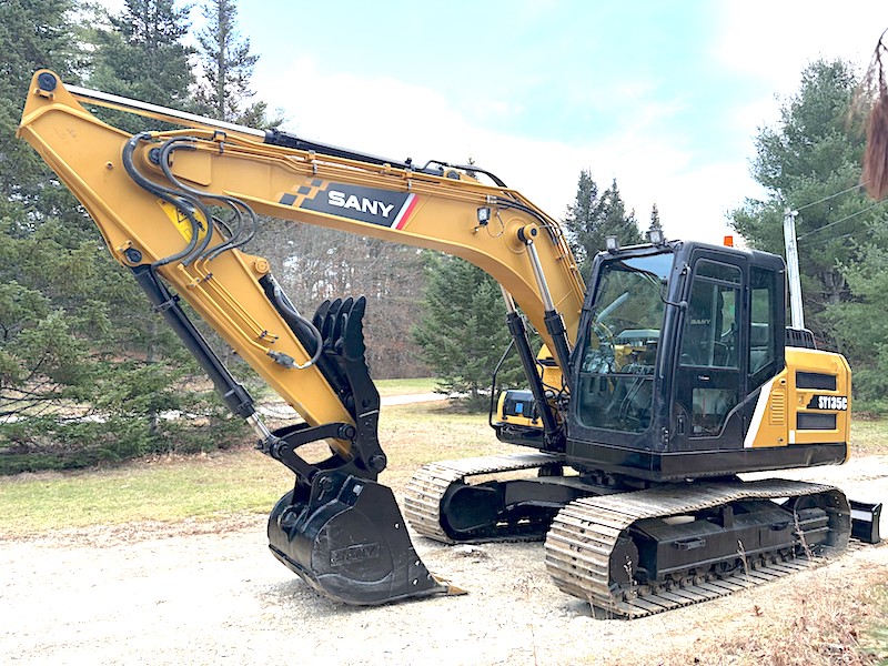 2023 SANY SY135C.