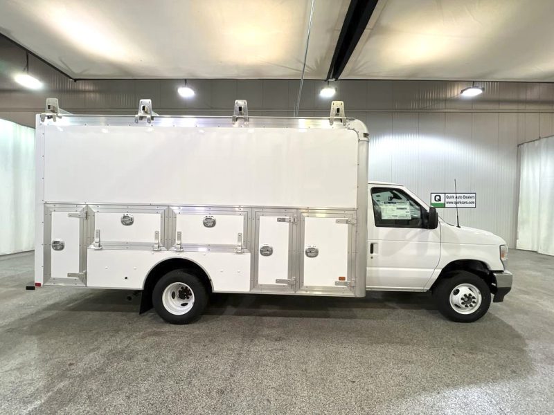 2026 FORD E450 SERVICE VAN