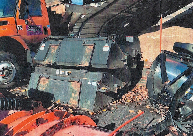 BUCKET SWEEPER, 72”