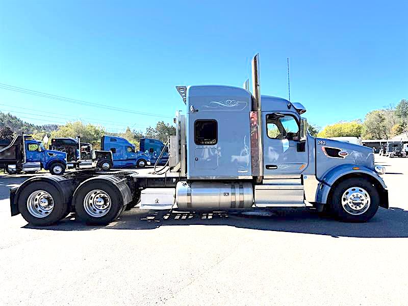 2021 PETERBILT 567