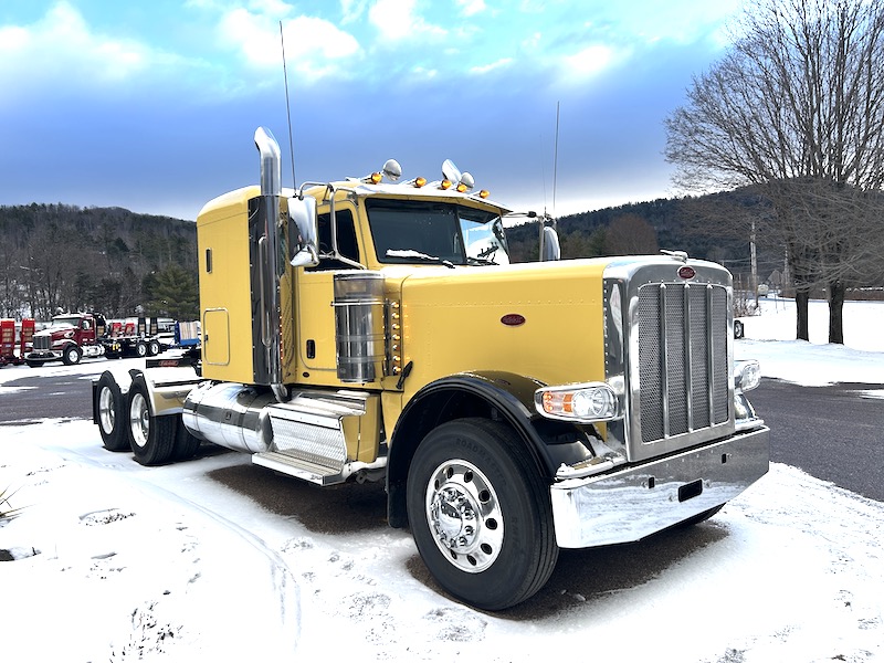 2023 PETERBILT 389 SLEEPER
