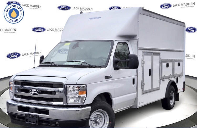 2026 FORD E350 SD ENCLOSED UTILITY