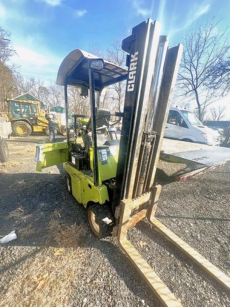 CLARK FORKLIFT