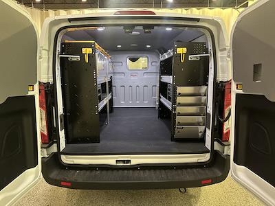 2025 T250 LOW ROOF MED ROOF VAN