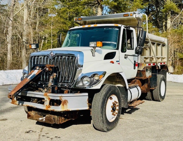 2009 INTERNATIONAL DUMP 2009 INTERNATIONAL DUMP