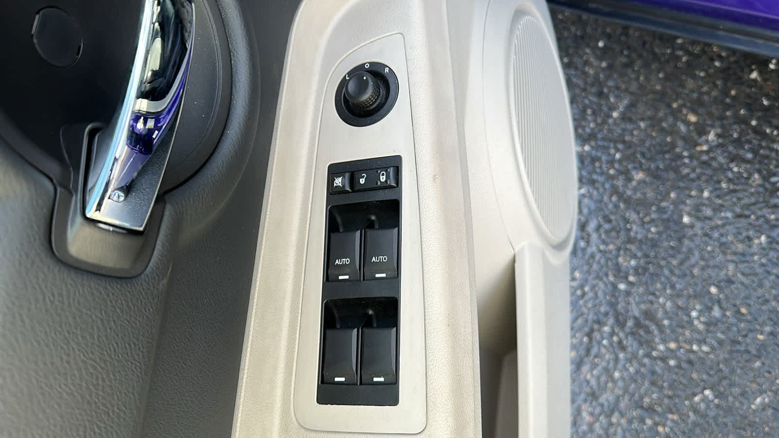 2007-Dodge-Charger-G10153-8 2007-Dodge-Charger-G10153-8