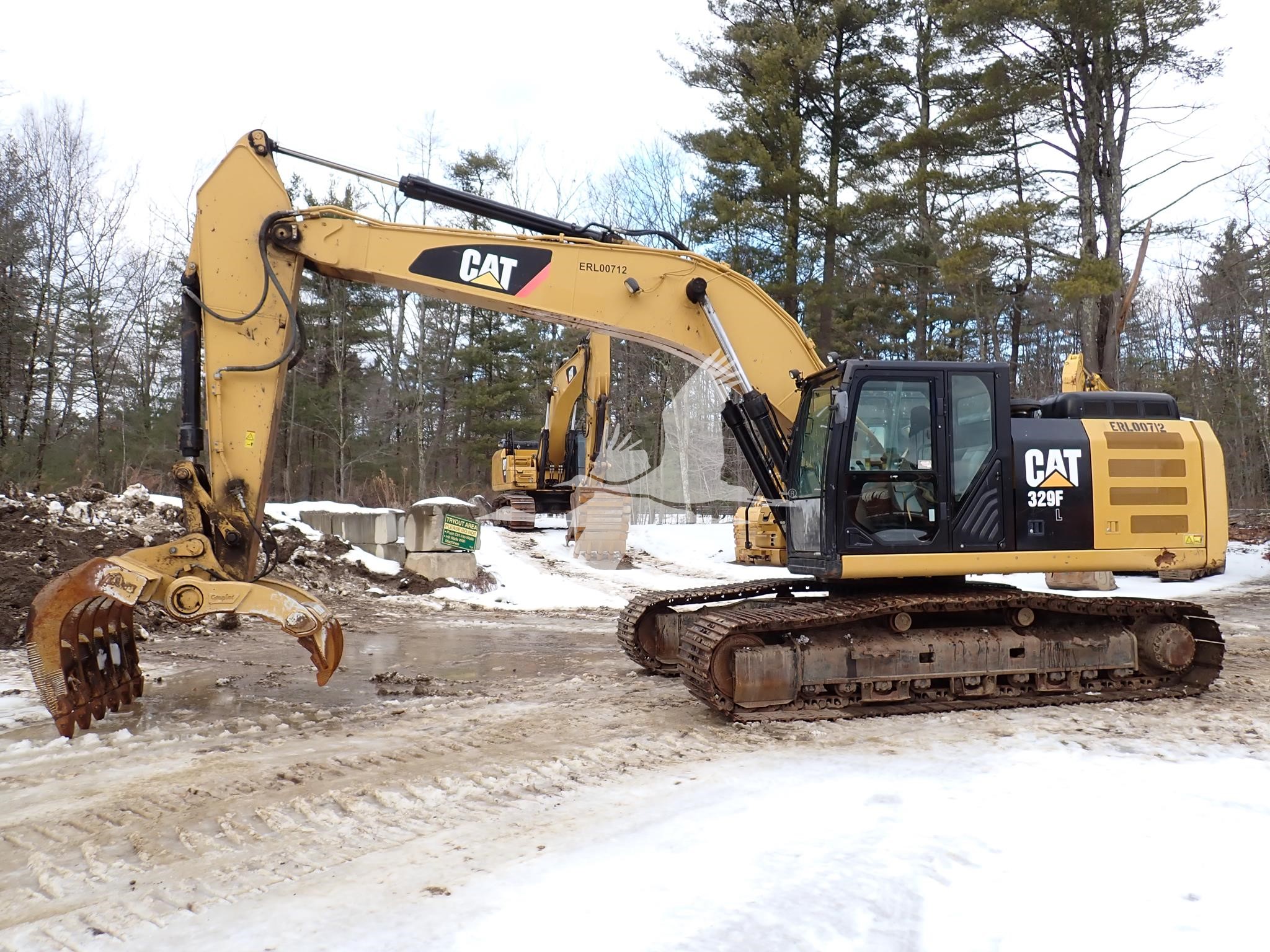 2015 CATERPILLAR 329FL XC712 2015 CATERPILLAR 329FL XC712