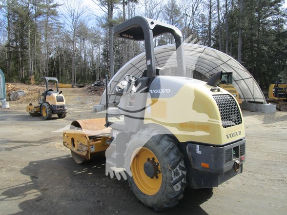 2015-VOLVO-SD45D-ID57-3 2015-VOLVO-SD45D-ID57-3