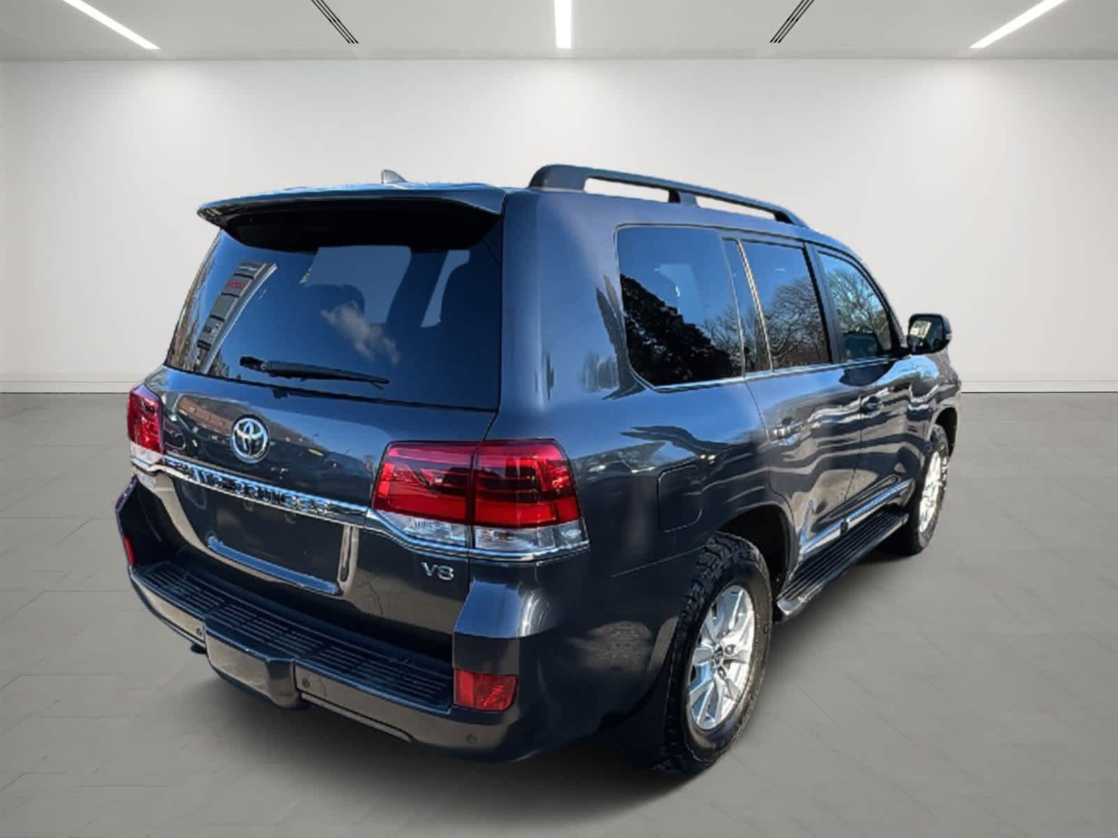 2016-Toyota-Land-Cruiser-P10495A-4 2016-Toyota-Land-Cruiser-P10495A-4
