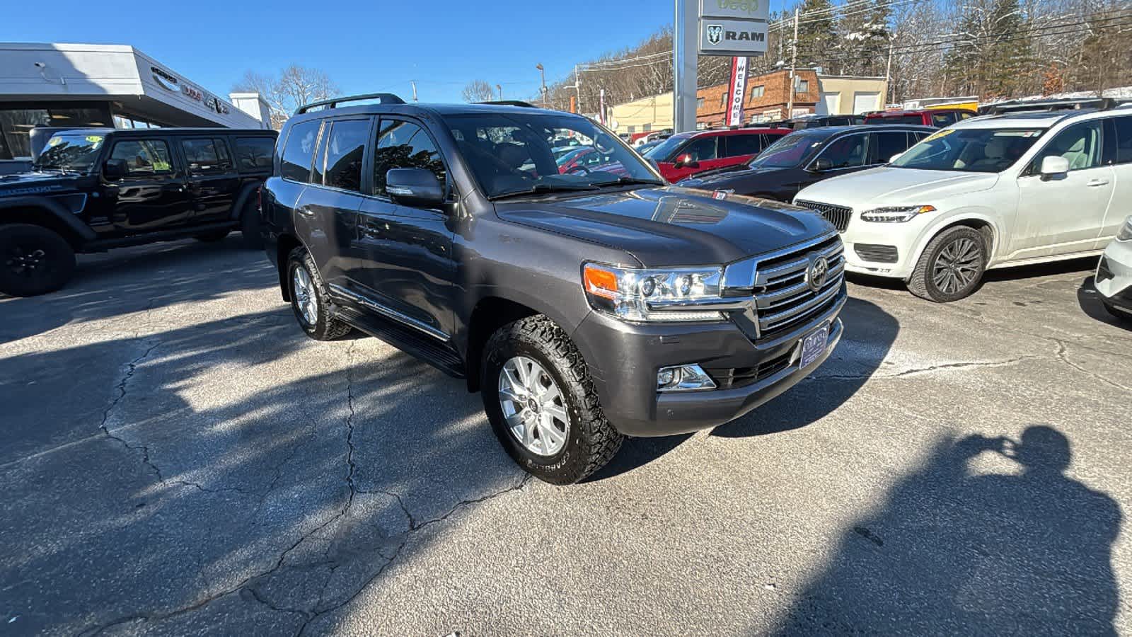 2016-Toyota-Land-Cruiser-P10495A-6 2016-Toyota-Land-Cruiser-P10495A-6