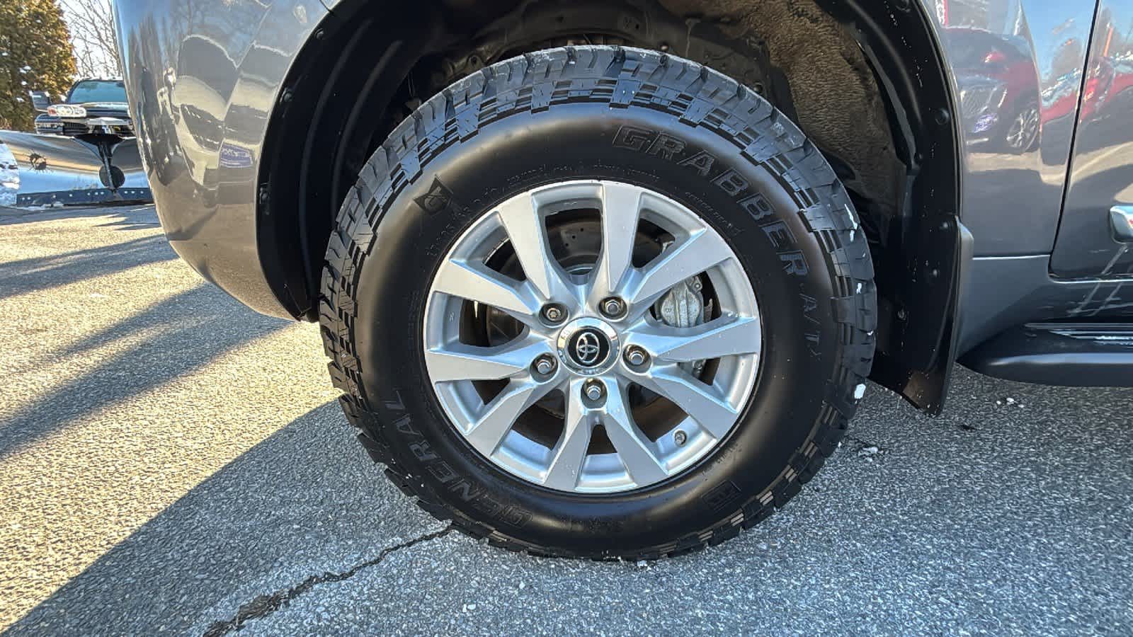 2016-Toyota-Land-Cruiser-P10495A-8 2016-Toyota-Land-Cruiser-P10495A-8