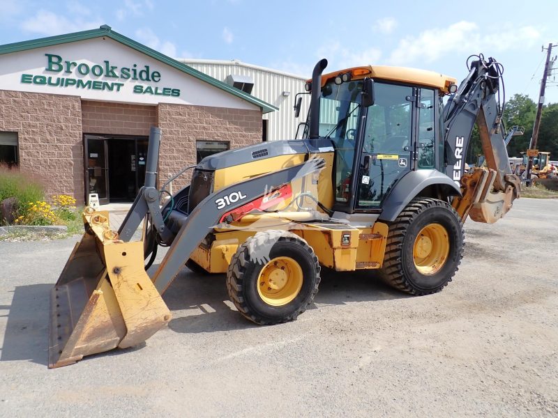 2017 DEERE 310L BH110