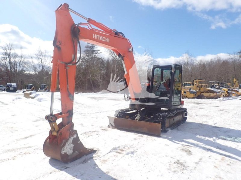 2017 HITACHI ZX85USB-5N XC061