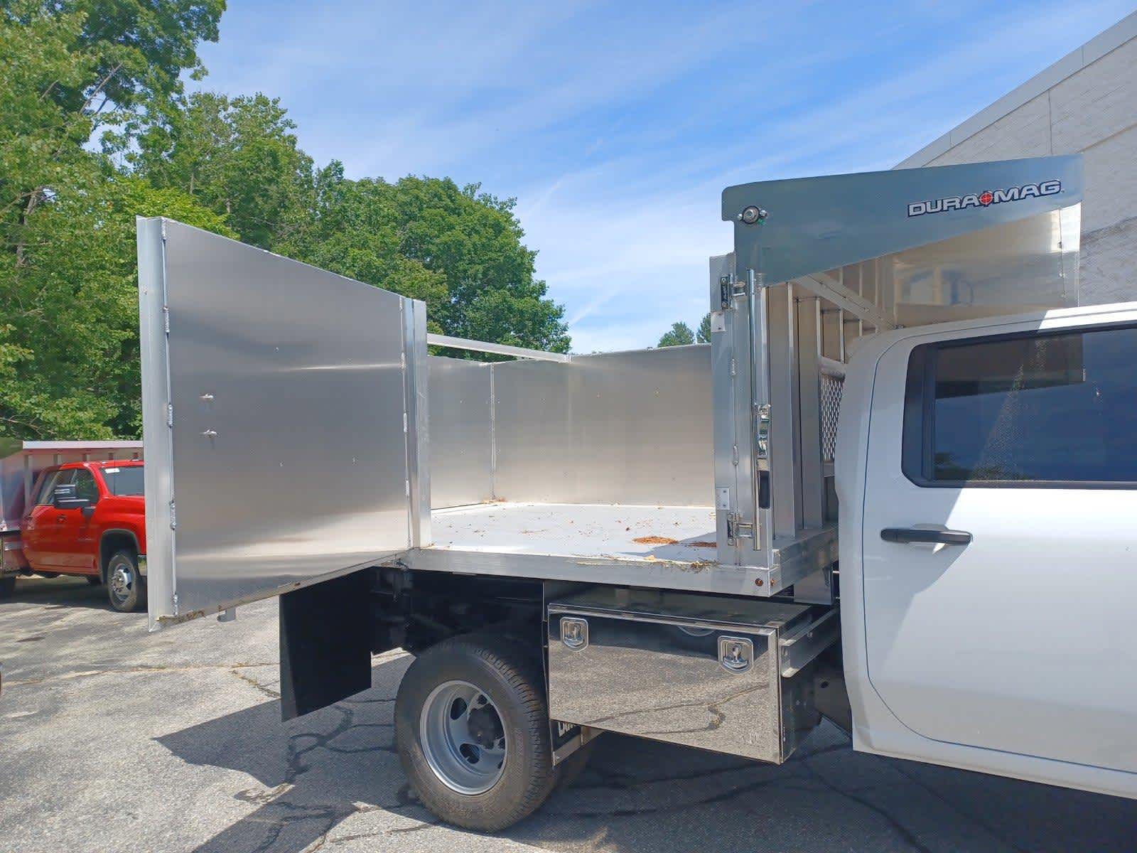 2024-Chevrolet-Silverado-3500HD-24704-3 2024-Chevrolet-Silverado-3500HD-24704-3