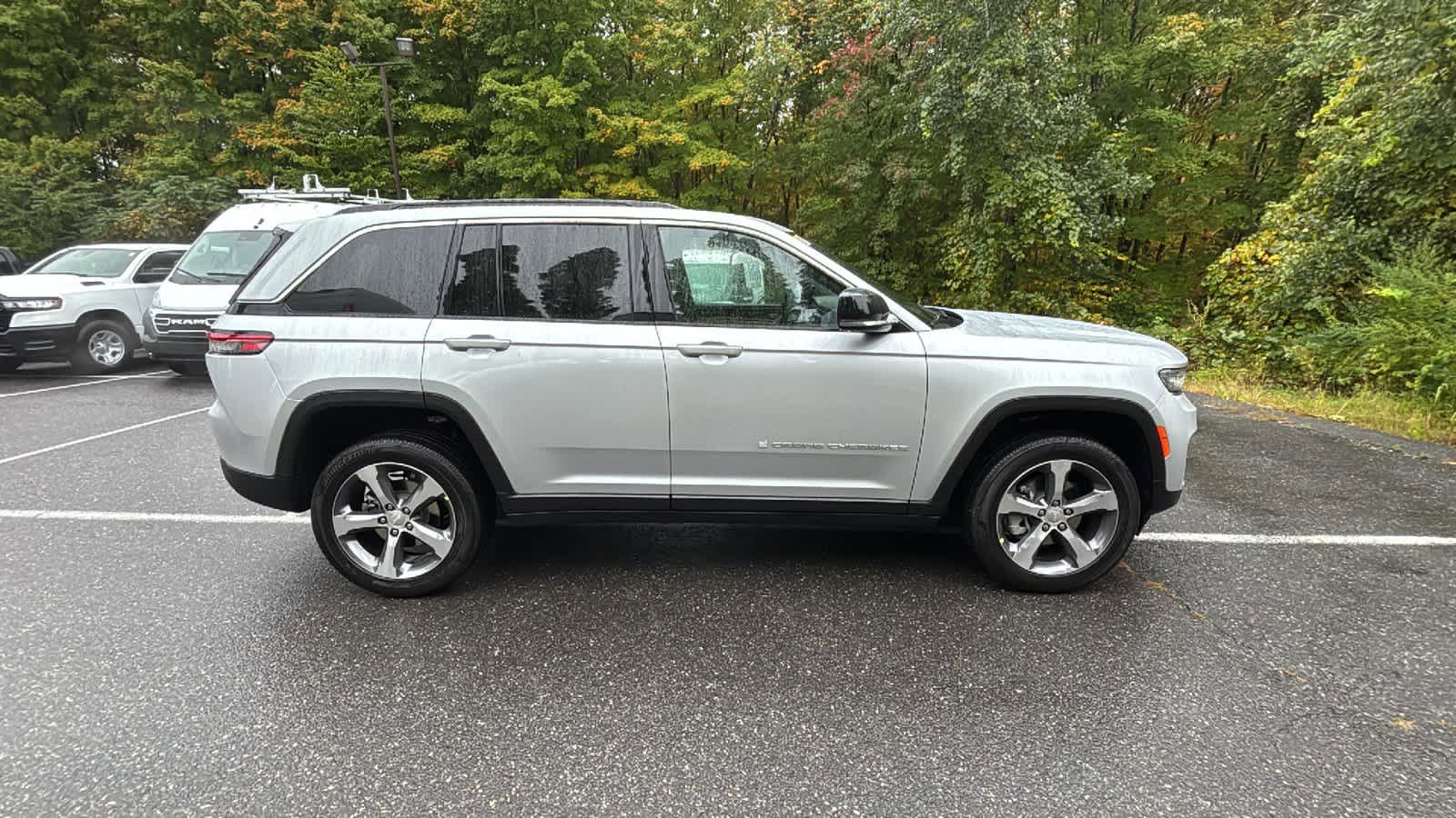 2025-Jeep-Grand-Cherokee-250306-5 2025-Jeep-Grand-Cherokee-250306-5