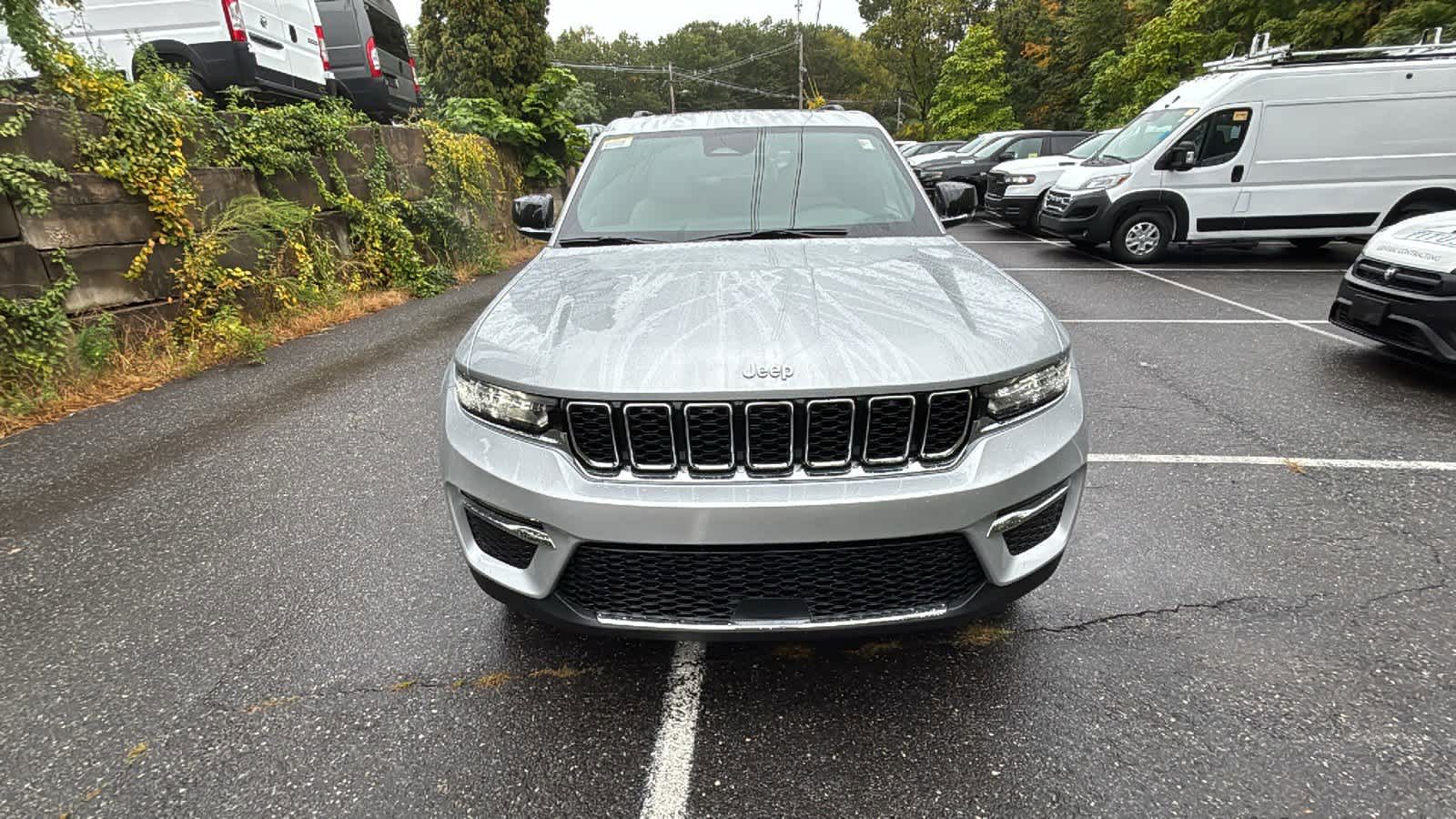 2025-Jeep-Grand-Cherokee-250306-7 2025-Jeep-Grand-Cherokee-250306-7