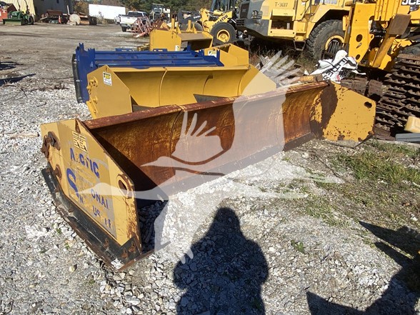 ARCTIC-10-SECTIONAL-LD-SNOW-PUSHER-IM3664-1 ARCTIC-10-SECTIONAL-LD-SNOW-PUSHER-IM3664-1