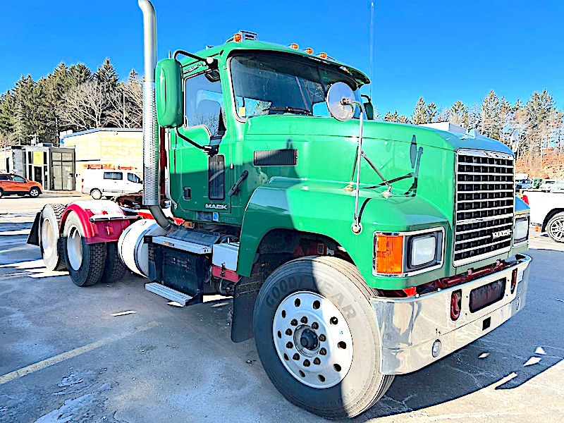 2018 MACK PINNACLE CHU613  DAY CAB