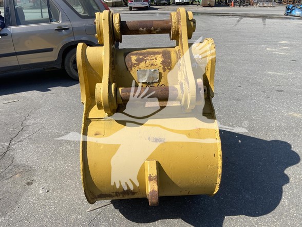 CATERPILLAR-36-BKT-IM4743-3 CATERPILLAR-36-BKT-IM4743-3