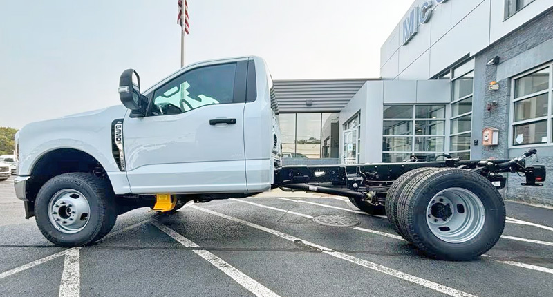 2026 FORD F350 SD DRW XL CAB & CHASSIS 4X4