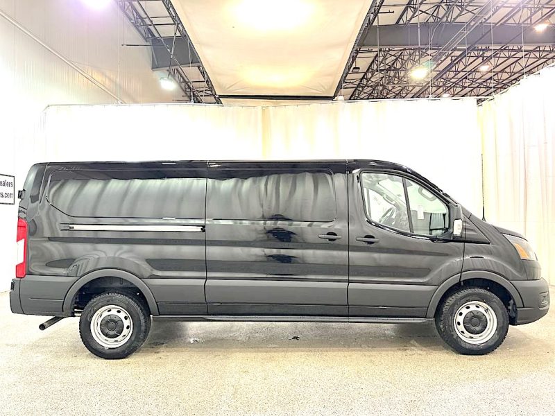 2025 FORD T250 CARGO VAN