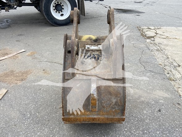 ROCKLAND-24-TRENCHING-BKT-IM4755-3 ROCKLAND-24-TRENCHING-BKT-IM4755-3
