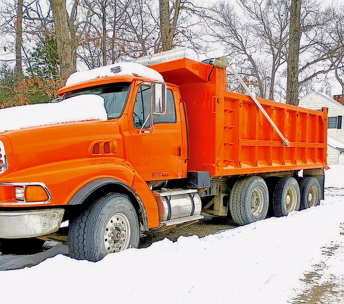 2000 STERLING LT9500