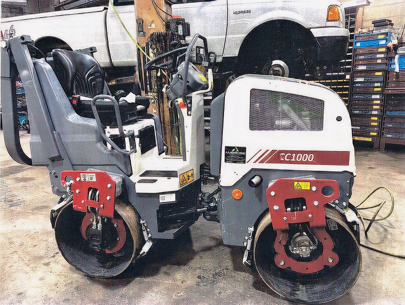 2022 DYNAPAC 1000 ROLLER