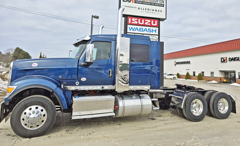 2025 INTERNATIONAL HX SLEEPER