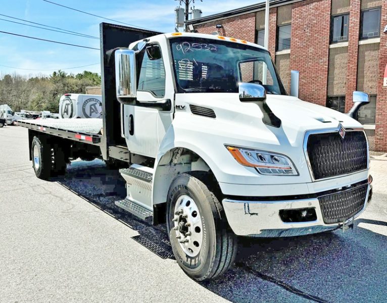 2025 INTERNATIONAL MV FLATBED