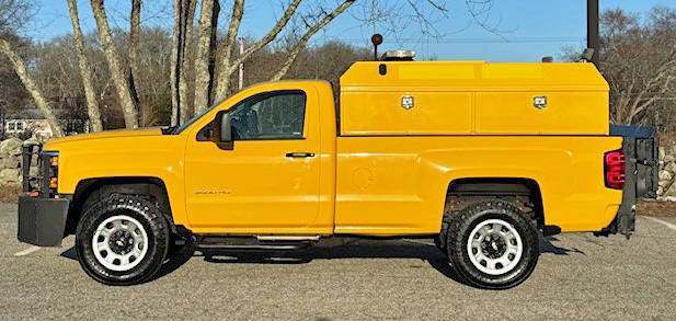 2015 CHEVY 3500 4X4 SERVICE TRUCK W/POWER GATE