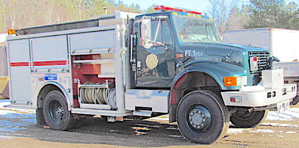 INTERNATIONAL.  4×4, Automatic,  Brush Fire Truck