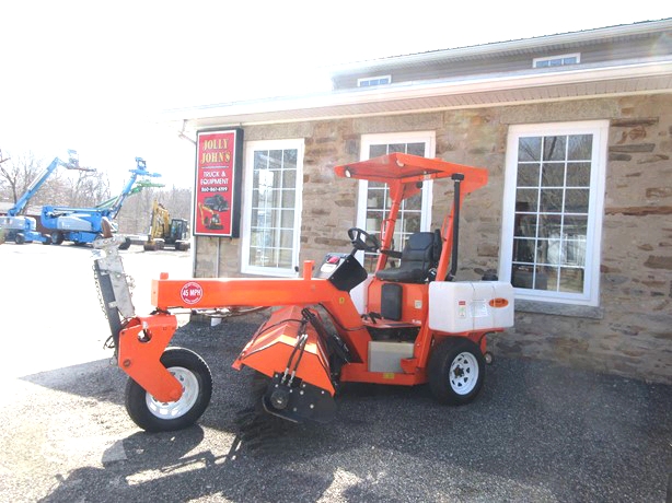 2023 LAY-MOR SM300 SWEEPER