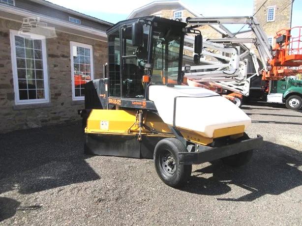 2018 LAY-MOR SM-450 Enclosed Cab